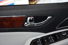 2013款红旗H7