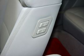 2013款红旗H7