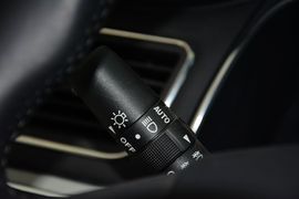 2013款红旗H7