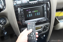 2009款华泰圣达菲试驾