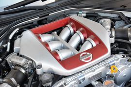 2015款日产GT-R