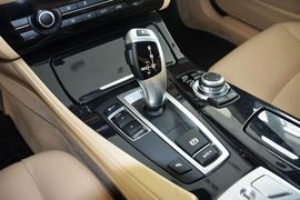 2014款宝马520Li典雅型