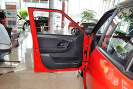 2014款斯柯达晶锐1.6L手自一体Sport版