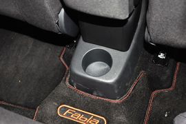 2014款斯柯达晶锐1.6L手自一体Sport版