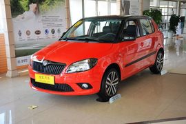 2014款斯柯达晶锐1.6L手自一体Sport版