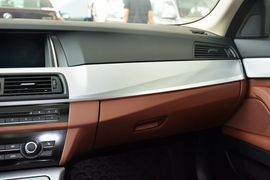 2014款宝马528i旅行版