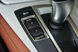 2014款宝马528i旅行版