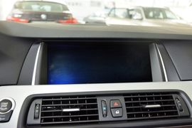 2014款宝马528i旅行版