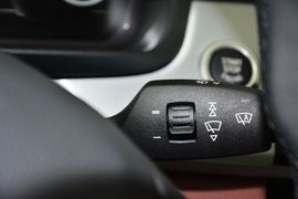 2014款宝马528i旅行版