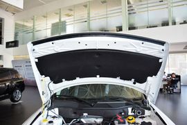 2014款Jeep自由客2.4L豪华导航版