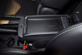 2014款Jeep自由客2.4L豪华导航版