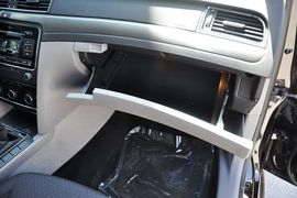 2014款斯柯达速派1.4TSI手动绅仕版