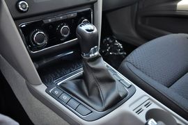 2014款斯柯达速派1.4TSI手动绅仕版