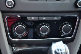2014款斯柯达速派1.4TSI手动绅仕版