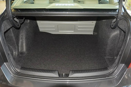 2013款斯柯达昕锐1.4L手动智选型