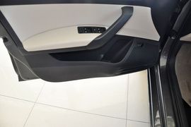 2013款斯柯达昕锐1.4L手动智选型