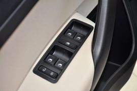 2013款斯柯达昕锐1.4L手动智选型