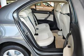 2013款斯柯达昕锐1.4L手动智选型