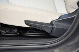 2013款斯柯达昕锐1.4L手动智选型