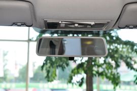 2013款斯柯达昕锐1.4L手动智选型
