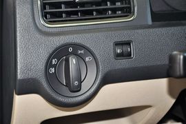 2013款斯柯达昕锐1.4L手动智选型