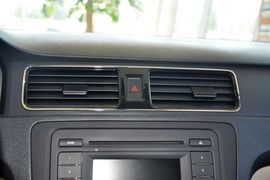 2013款斯柯达昕锐1.4L手动智选型