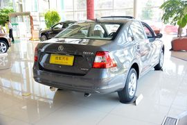 2013款斯柯达昕锐1.4L手动智选型