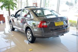 2013款斯柯达昕锐1.4L手动智选型