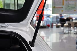 2012款马自达睿翼轿跑车2.0L精英版