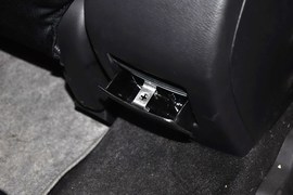 2012款马自达睿翼轿跑车2.0L精英版