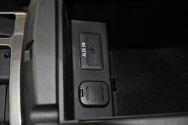 2012款马自达睿翼轿跑车2.0L精英版