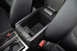 2012款马自达睿翼轿跑车2.0L精英版