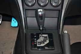 2012款马自达睿翼轿跑车2.0L精英版