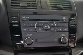 2012款马自达睿翼轿跑车2.0L精英版