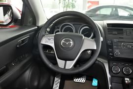 2012款马自达睿翼轿跑车2.0L精英版