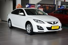 2012款马自达睿翼轿跑车2.0L精英版