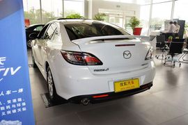 2012款马自达睿翼轿跑车2.0L精英版