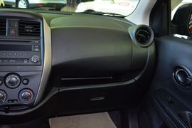 2014款日产阳光1.5XE