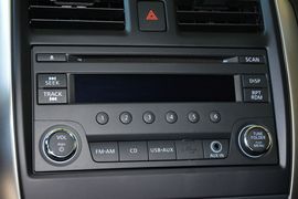 2014款日产阳光1.5XE