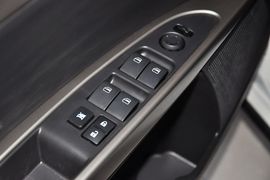 2014款东风风神H30