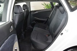 2014款现代瑞奕1.4L手动GLX