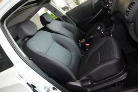 2014款现代瑞奕1.4L手动GLX