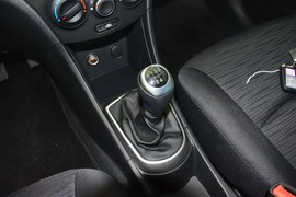 2014款现代瑞奕1.4L手动GLX