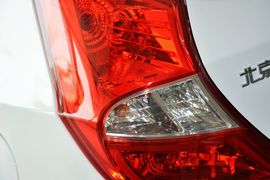 2014款现代瑞奕1.4L手动GLX