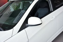 2014款现代瑞奕1.4L手动GLX