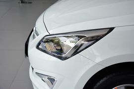 2014款现代瑞奕1.4L手动GLX