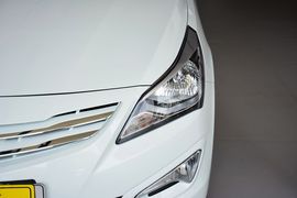 2014款现代瑞奕1.4L手动GLX