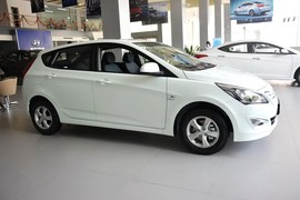 2014款现代瑞奕1.4L手动GLX