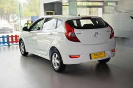 2014款现代瑞奕1.4L手动GLX
