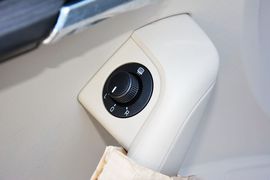 2015款斯柯达明锐1.6L手动逸俊版